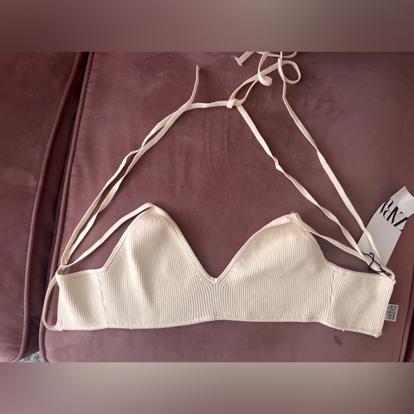 BNWT ZARA bralette size medium - Picture 2 of 3
